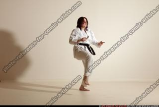 2011 09 MICHELLE SMAX KARATE POSE4 09