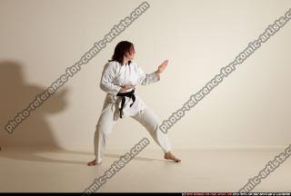 2011 09 MICHELLE SMAX KARATE POSE4 41