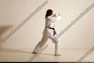 2011 10 MICHELLE SMAX KARATE POSE5 113