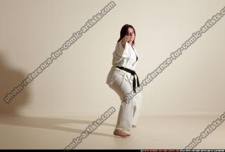 2011 10 MICHELLE SMAX KARATE POSE5 17