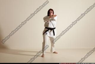 2011 10 MICHELLE SMAX KARATE POSE5 26