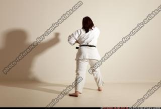 2011 10 MICHELLE SMAX KARATE POSE5 80