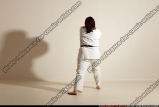 2011 10 MICHELLE SMAX KARATE POSE5 86