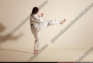 2011 10 MICHELLE SMAX KARATE POSE5 97