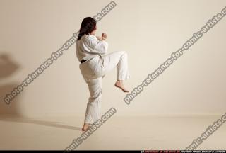 2011 10 MICHELLE SMAX KARATE POSE5 98