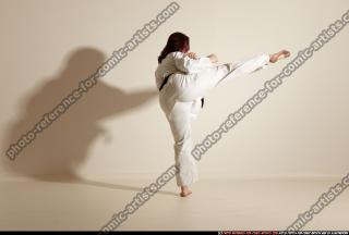 2011 10 MICHELLE SMAX KARATE POSE6 109