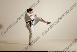 2011 12 MICHELLE SMAX KARATE POSE7 61