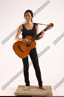 naomi-playing-guitar