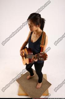 naomi-playing-guitar