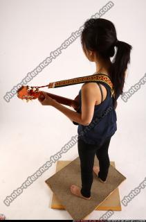 naomi-playing-guitar