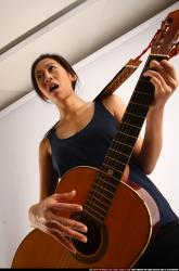 naomi-playing-guitar