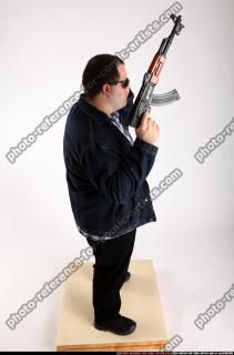 SLAVOJ GUARDING POSE AK SUNGLASSES