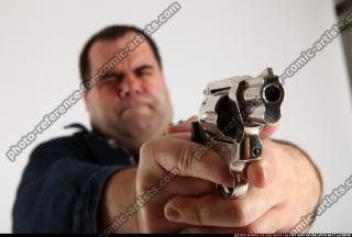 SLAVOJ REVOLVER AIMING