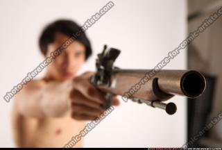 2014 07 KEIJI AIMING SHOOTING FLINTLOCK1 11