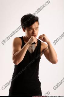 2014 08 JERALD MOB KNIFE DEFEND POSE 07