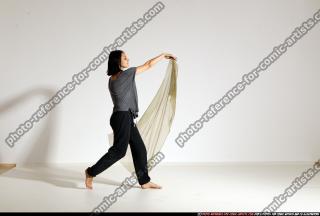 2014 08 SMAX ANGELICA DANCE SCARVE POSE1 120