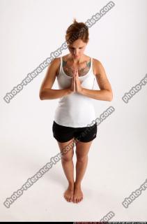 2014 09 AMY YOGA POSE1 00 A