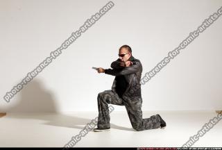 smax-streetfighter-dual-guns-pose1