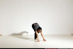smax-angelica-dance-small-handstand