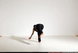smax-angelica-dance-small-handstand