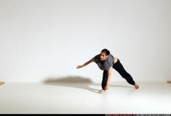 smax-angelica-dance-small-handstand