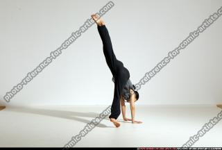 2014 11 SMAX ANGELICA DANCE SMALL HANDSTAND 97