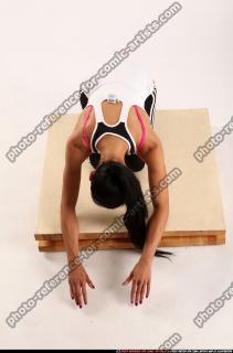 2014 12 KATERINE YOGA POSE5 02 A