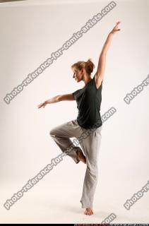 rachel-ballet-pose1