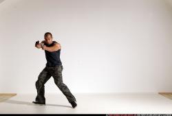 smax-streetfighter-running-shooting-dual-guns