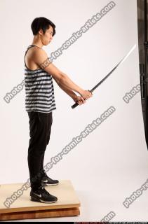 2015 04 KEIJI HOLDING KATANA DEFAULT POSE 06 B