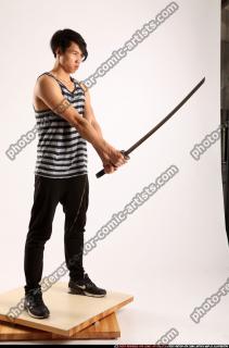 2015 04 KEIJI HOLDING KATANA DEFAULT POSE 07 B