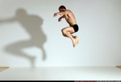 smax-streetfighter-spider-man-jump1