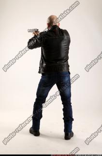 2015 04 ROSS PISTOL POSE2 04