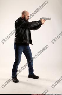 2015 04 ROSS PISTOL POSE2 07