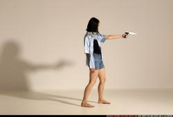 smax-angelica-pistol-shoulder-hit