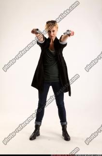 2015 07 RACHEL DUAL PISTOLS POSE2 00 B