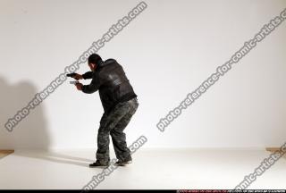 smax-streetfighter-running-shooting-dual-guns2