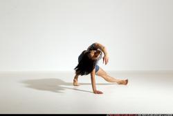 smax-angelica-yoga-camatkarasana-pose