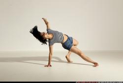 smax-angelica-yoga-camatkarasana-pose