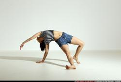 smax-angelica-yoga-camatkarasana-pose