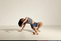 smax-angelica-yoga-camatkarasana-pose