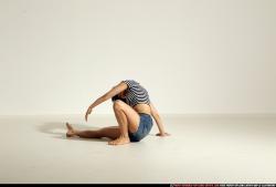 smax-angelica-yoga-camatkarasana-pose