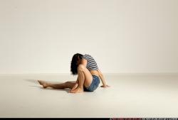 smax-angelica-yoga-camatkarasana-pose