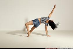 smax-angelica-yoga-camatkarasana-pose