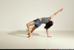 smax-angelica-yoga-camatkarasana-pose