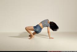 smax-angelica-yoga-camatkarasana-pose