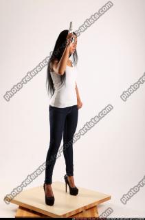 2016 02 KATERINE STANDING PISTOL POSE 07 B