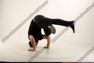 2016 03 WOLFF DANCE POSE1 01