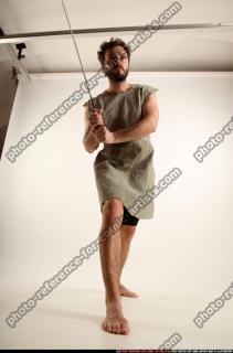 2016 04 WOLFF MEDIEVAL SWORD POSE2 00 C