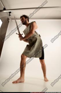 2016 04 WOLFF MEDIEVAL SWORD POSE2 01 C